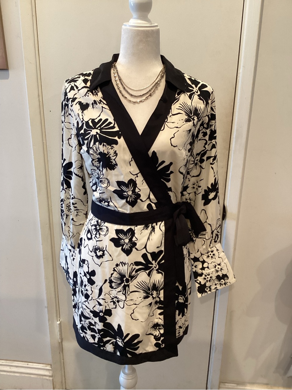 Abercrombie & Fitch Black and White Floral Satin Wrap dress